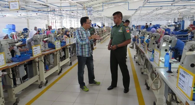Dandim 0713/Brebes Kunjungi Pabrik Sepatu Adidas Brebes