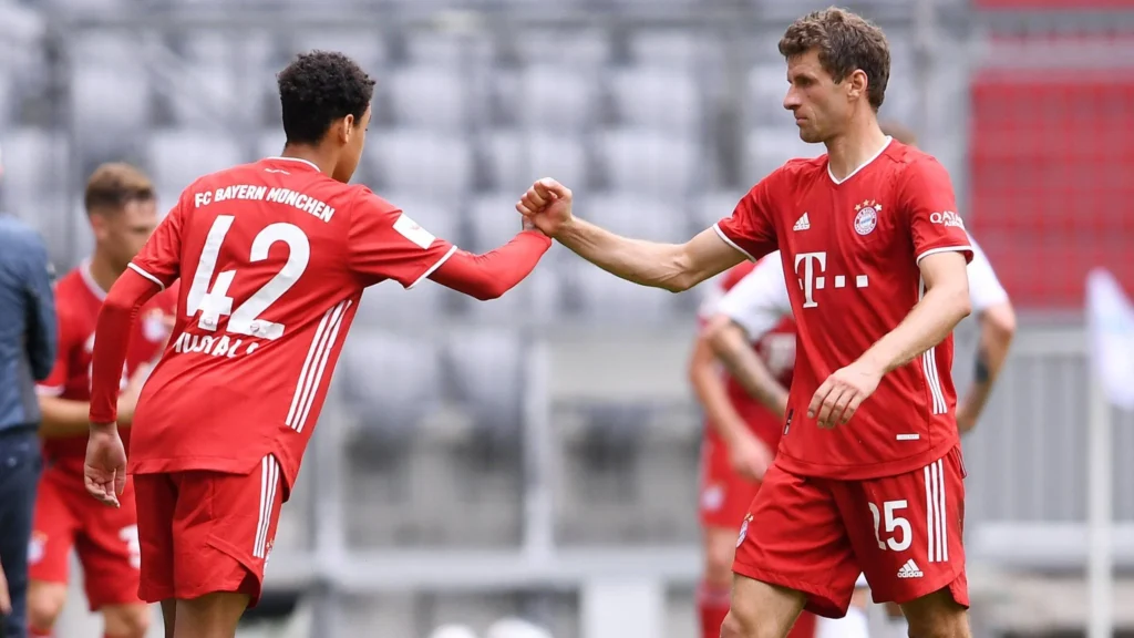 Tabel Kisaran Gaji Jamal Musiala Berdasarkan Sumber