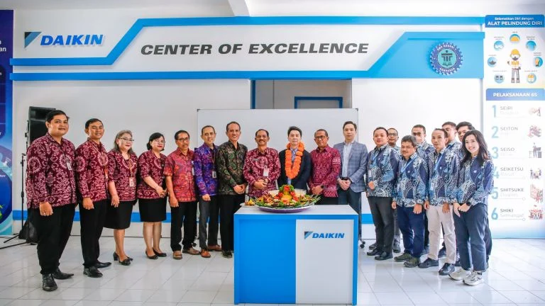 Kelebihan dan Kekurangan Bekerja di PT Daikin