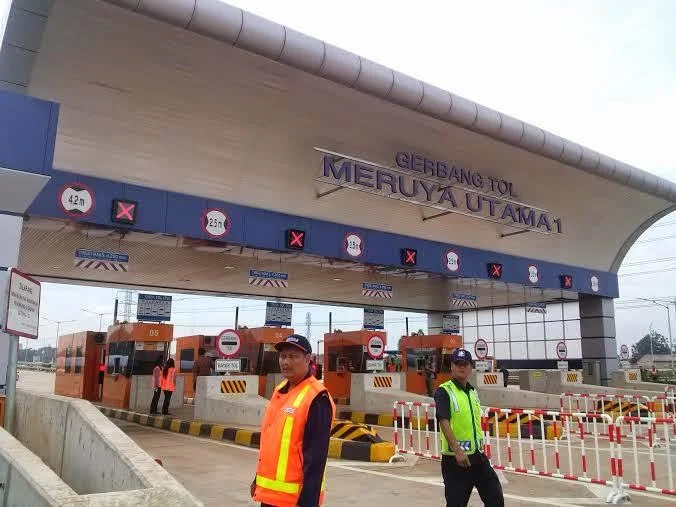 Gaji Penjaga Pintu Tol: Faktor-Faktor yang Mempengaruhi